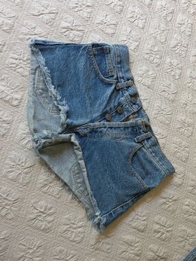 High-Waisted Distressed Denim Shorts - Blue